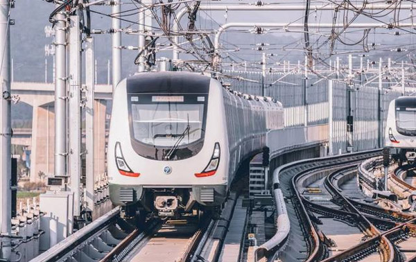 ��������4����